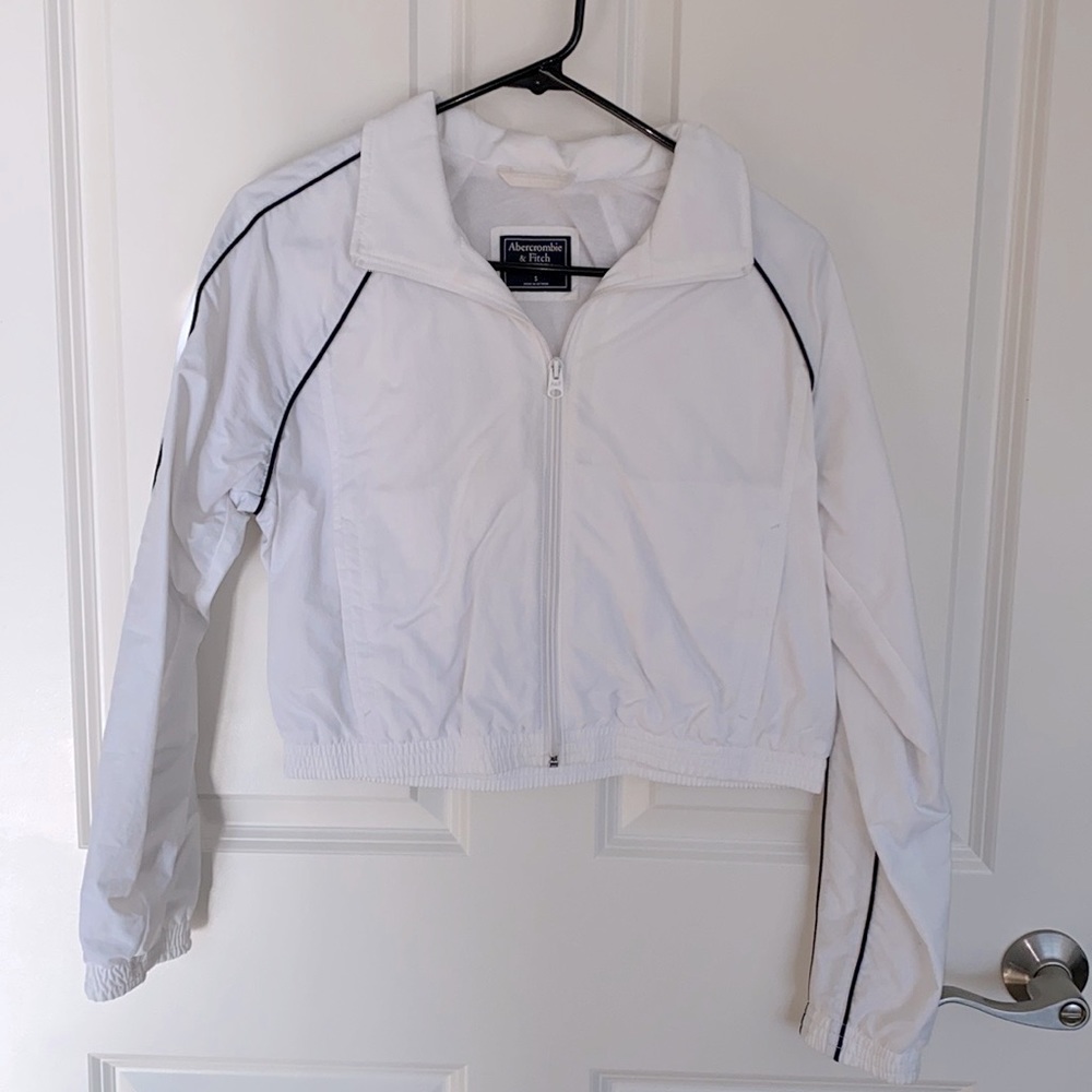 Abercrombie & Fitch cropped sport jacket